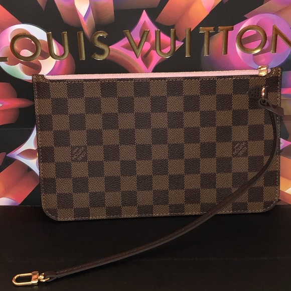 Louis Vuitton Handbags - Authentic Louis Vuitton Neverfull Pouch/wristlet